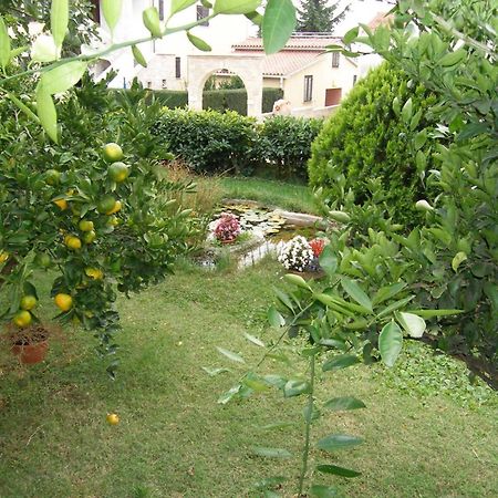 Family House With 2 Apartments - Irma Medulin Bagian luar foto