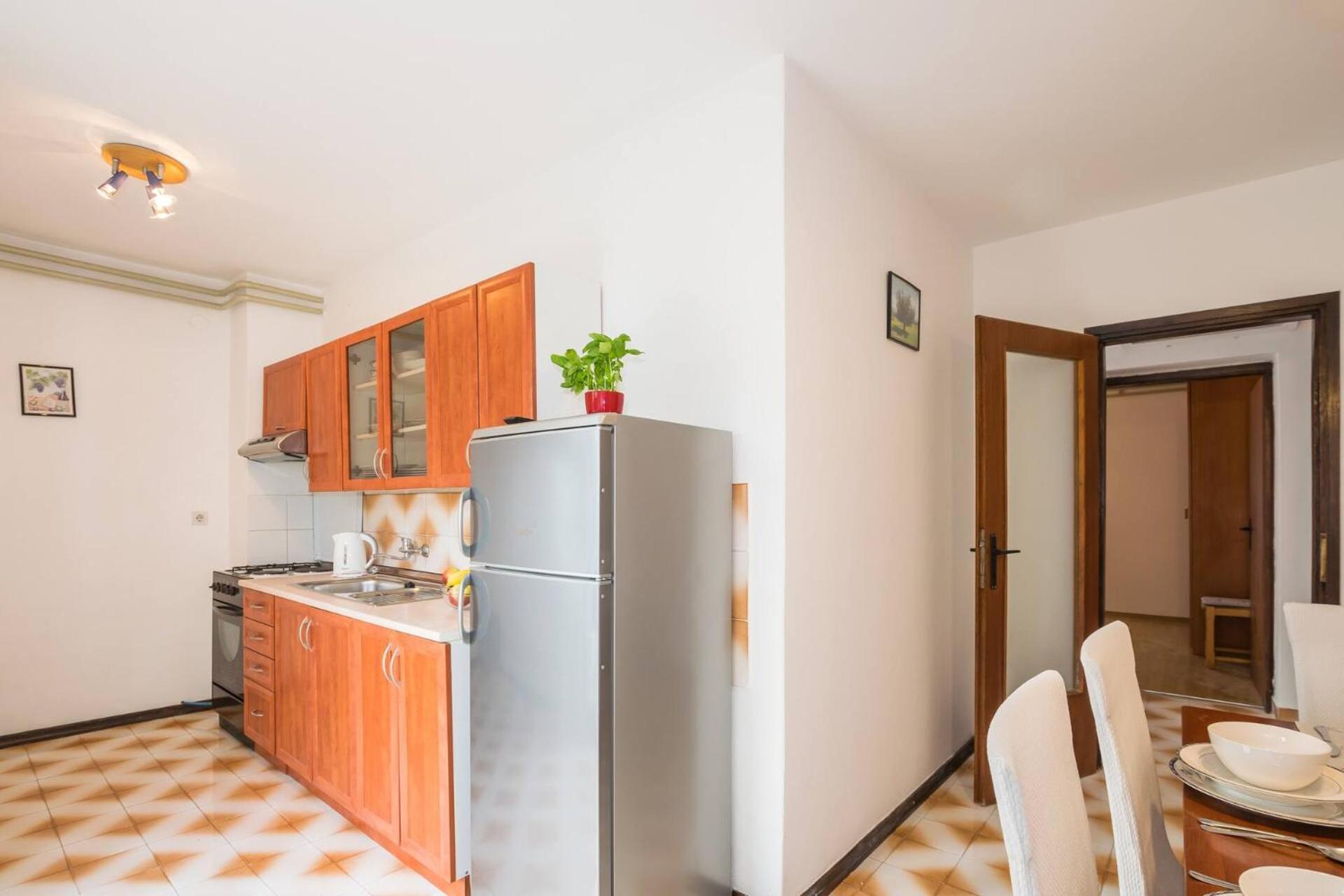 Family House With 2 Apartments - Irma Medulin Bagian luar foto